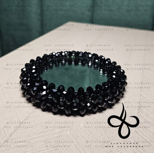 علبة مناديل كبيرة