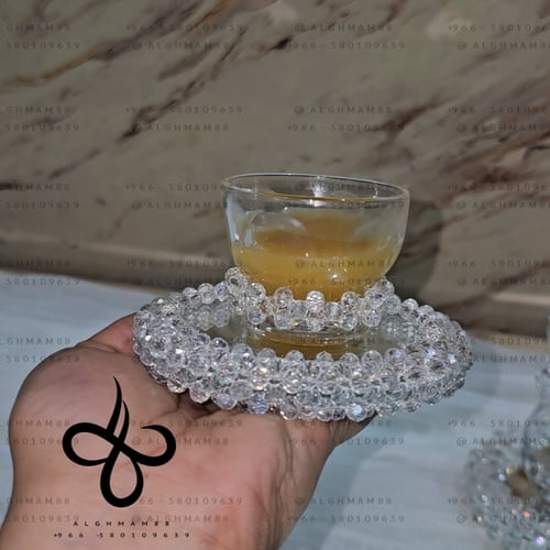 12 فنجان قهوة و 12 قاعدة