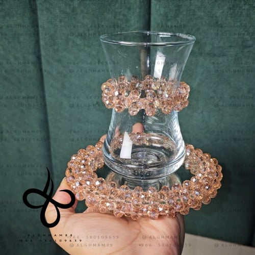 6 كاسات شاي طويلة و 6 قاعدات للكاسات