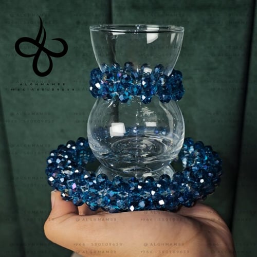 6 كاسات شاي قصيرة و 6 قاعدات للكاسات