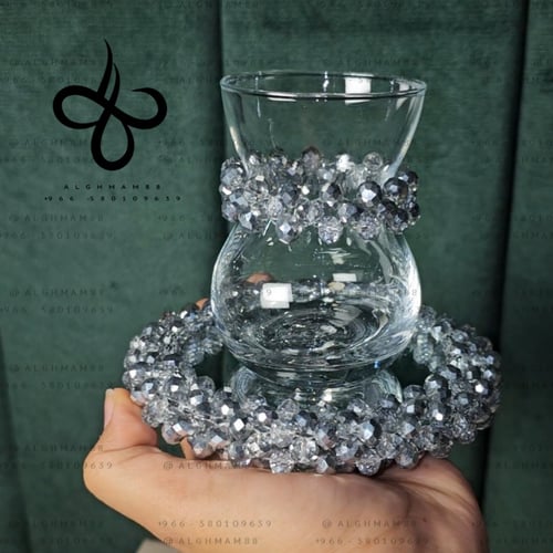 6 كاسات شاي قصيرة و 6 قاعدات للكاسات