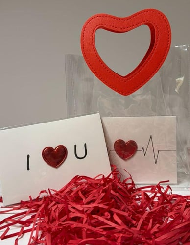 صندوق هدايا مميز للبنات – هدية عيد ميلاد فخمة