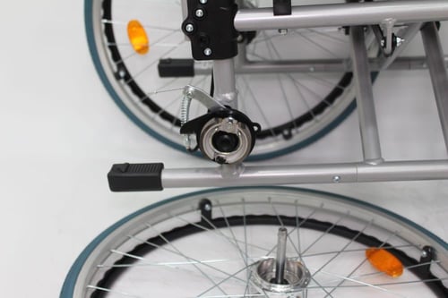 كرسي متحرك فاخر عالى التحمل كفر كبير -24- ماس التم...