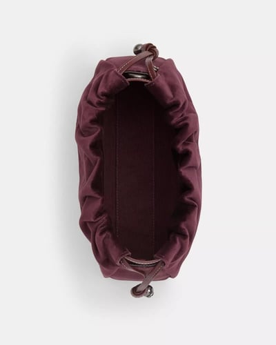 حقيبة كتف كبيرة فاي مخمل ماركة كوتش-برغندي