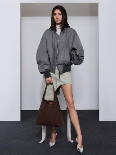 توت باق ادنا من جلد الغزال تشارلز اند كيث - بني إس...