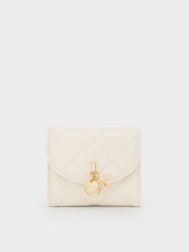 محفظة اريتي المبطنّة بزخرفة قلب وربطة – كريمي