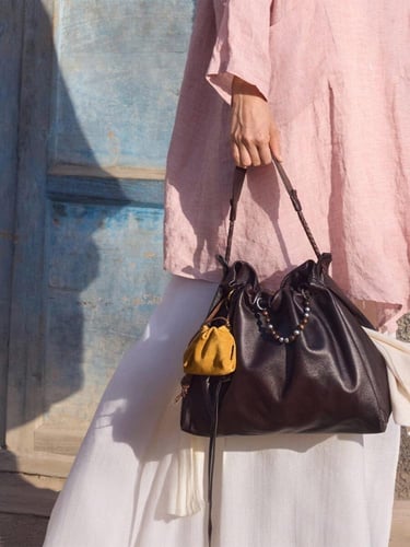 حقيبة جاذر المتوسطة بلون الإيبوني - songmont