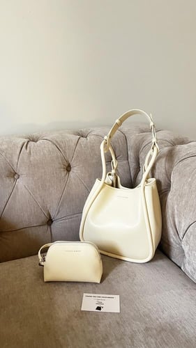 ميني توت ليلى من تشارلز اند كيث-اصفر زبده