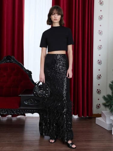 حقيبة جاني الهلالية المبطنة بمقبض فيونكة - أسود