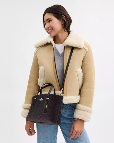 حقيبة مولي توت 25 من قماش سيجنيتشر - ماركة كوتش