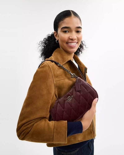 حقيبة كتف تيري المبطنه- ماركة كوتش - برغندي