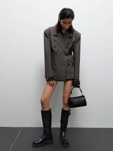 حقيبة نوان الصغيره - ماركة تشارلز اند كيث