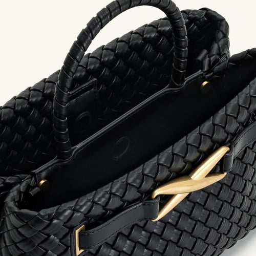 حقيبة الورا - ماركة JW PEI