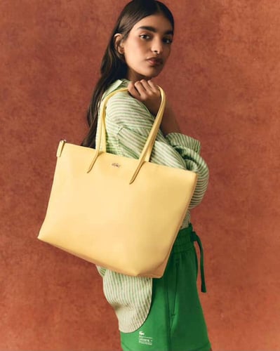 توت باق لاكوست