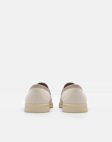 لوفر بيدرو رمادي فاتح - PEDRO