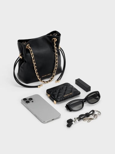 حقيبة اريا كروس بودي بمقابض مزدوجة مجدولة تشارلز ا...