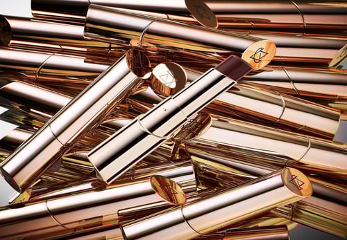 أحمر شفاه ايفيو لامع #23 موكا براون