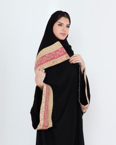 عباية كريب نقشة هندية على طرف الاكمام والطرحة