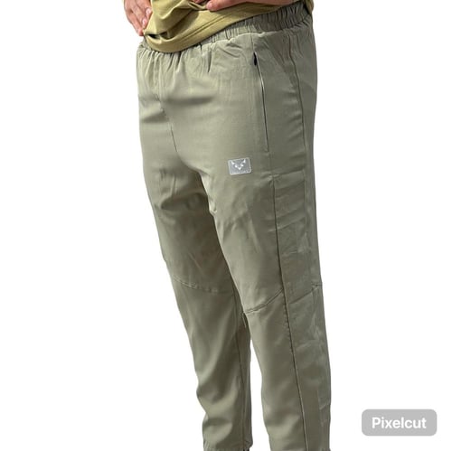 Athletic pants