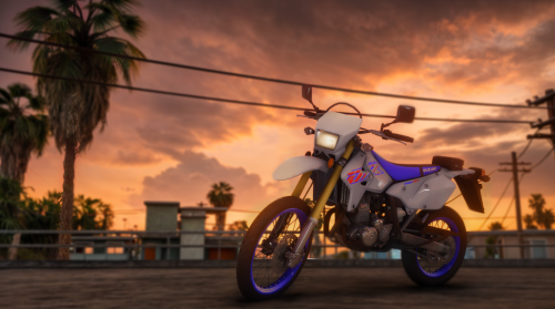 سوزوكي دي ار -2023