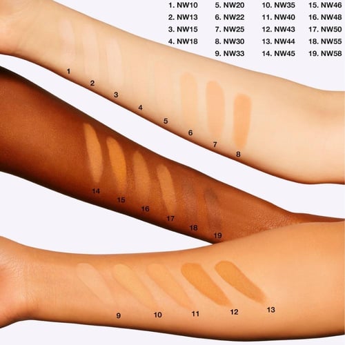 بودرة أساس ستوديو فيكس من ماك