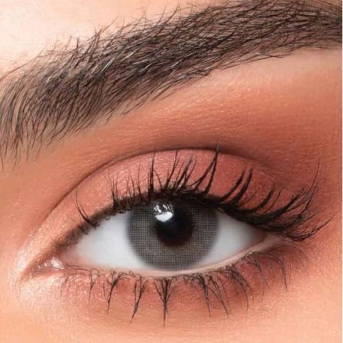 عدسات نيو لنس مع المحلول لامور