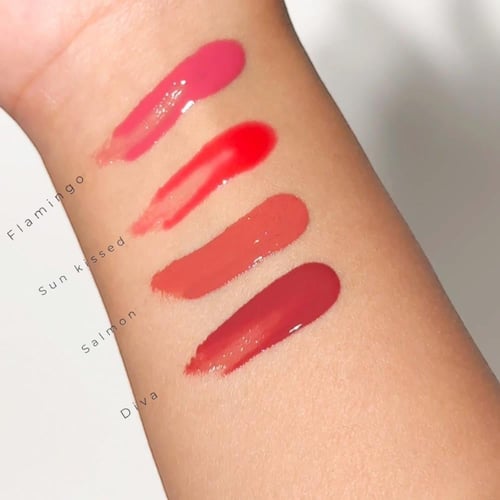 Salmon lipgloss