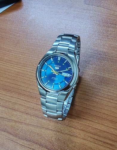 SEIKO 5 SNK615K