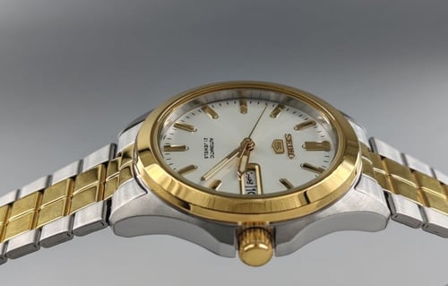 SEIKO 5 SNKK94J