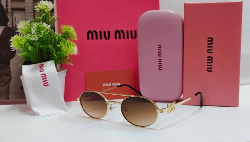 نظارة نسائية ميو ميو miu miu