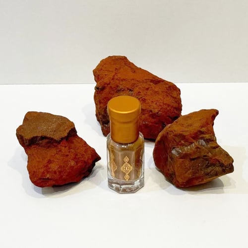 كحل الأثمد الأحمر الأصفهاني (نصف تولة)