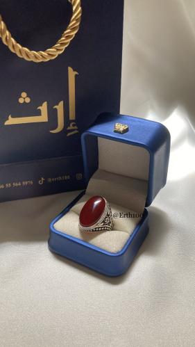 خاتم رجالي فضة عيار 925 مُتوج بالعقيق اليماني الأح...