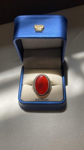 خاتم رجالي فضة عيار 925 مُتوج بالعقيق اليماني الأح...