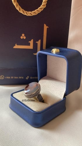 خاتم رجالي فضة عيار 925 مُتوج بالعقيق اليماني الطب...