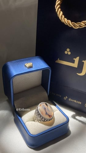 خاتم رجالي فضة عيار 925 مُتوج بالعقيق اليماني الطب...