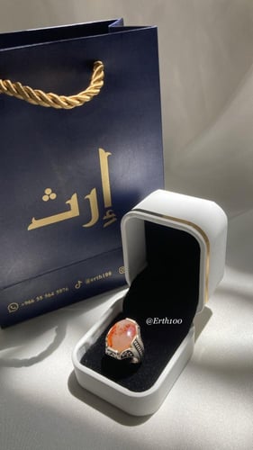 خاتم رجالي فضة عيار 925 مُتوج بالعقيق اليماني الطب...