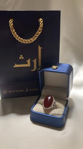 خاتم رجالي فضة عيار 925 مُتوج بالعقيق اليماني الأح...