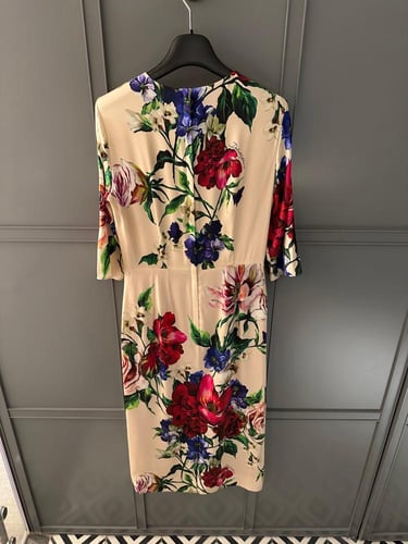 فستان انيق جدًا