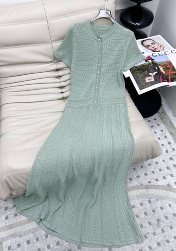 فستان انيق جدًا