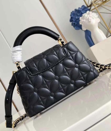 22cm Capucines East-West