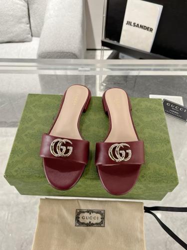 فلات قوتشي "عدة الوان"