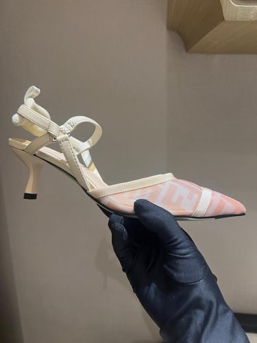 هيلز فندي “ لونين "