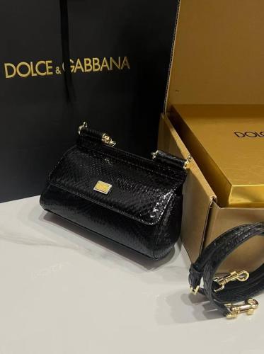 شنطة silcy من D&G "لونين"