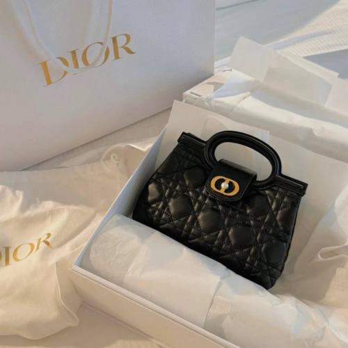 Dior Jolie Top Handle Mini Bag " عدة الوان "