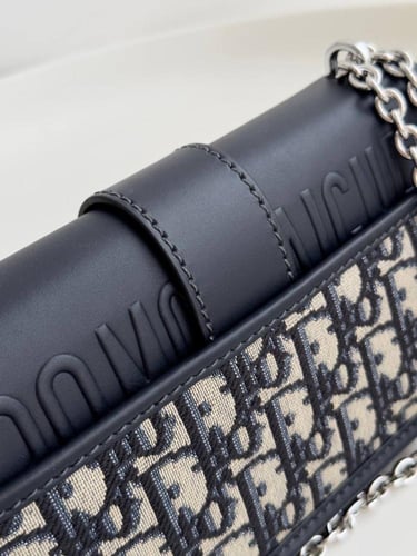 شنطة ديور 21 cm