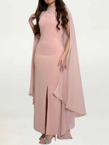 فستان الوردي الناعم بكاب انسيابي