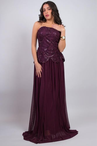 فستان السهرة الفاخر