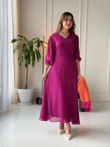 فستان ناعم بخامة شيفون ناعمة