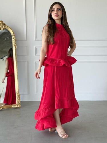 تنوره بقصة غير متماثلة (High-Low)