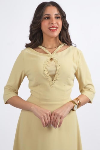 فستان نواة العنّابي